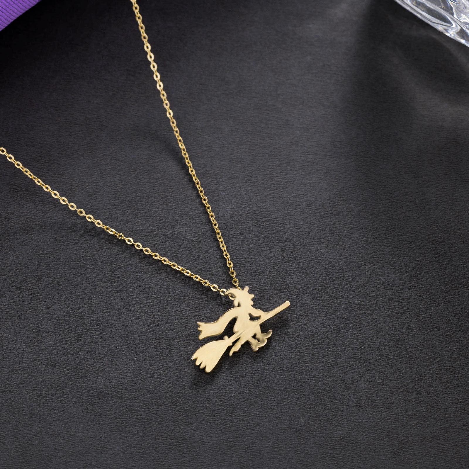 Necklace_Plain Stone_Golden_1