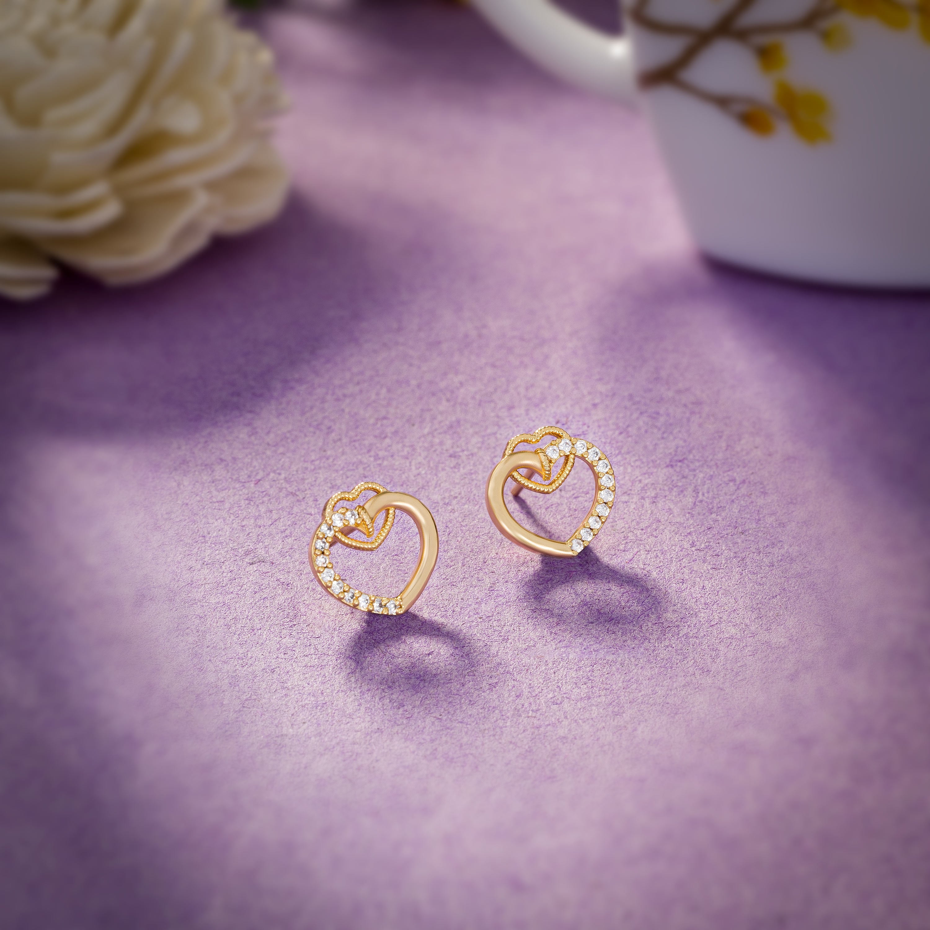 Earring_White Stone_Golden_1