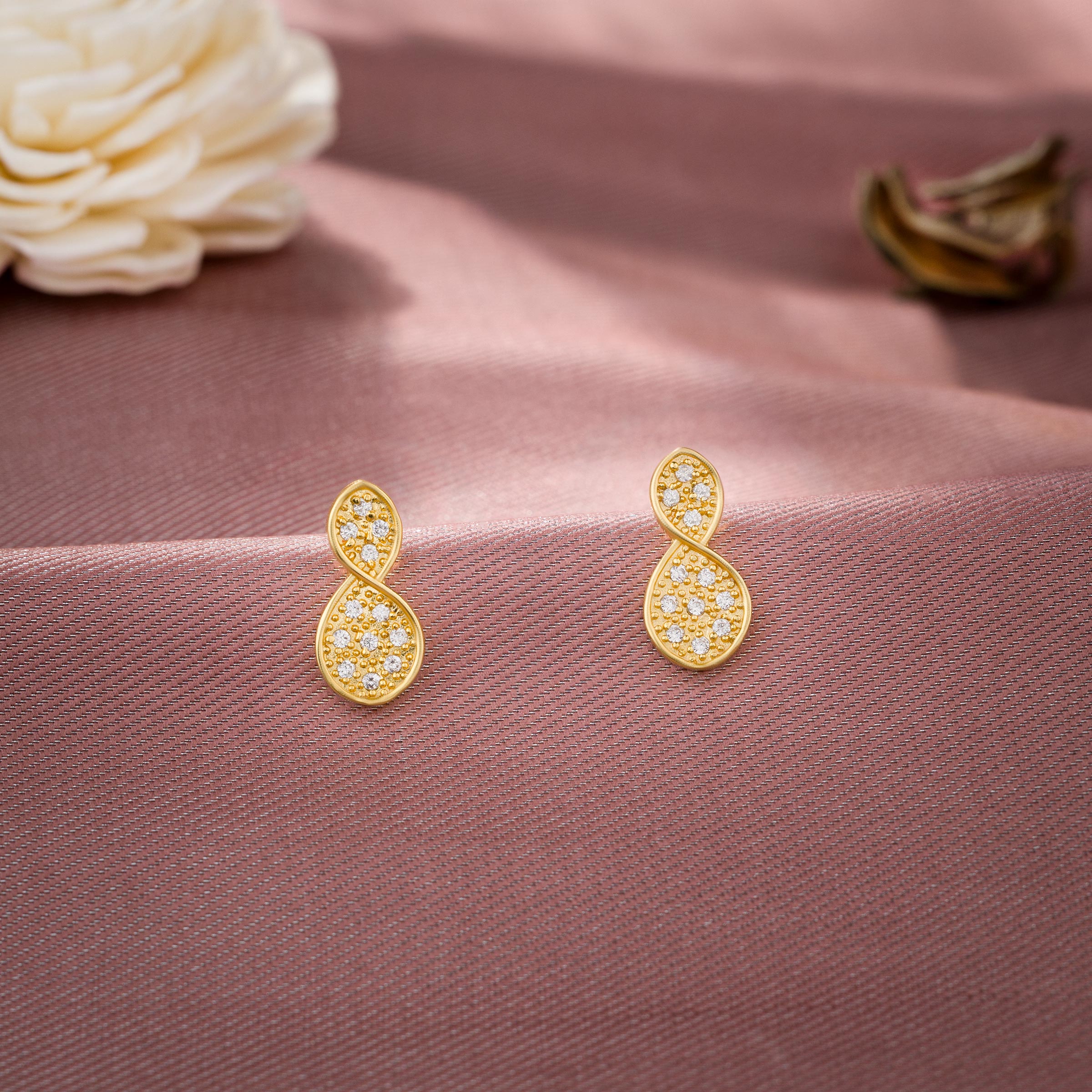 Infinity Spark Stud