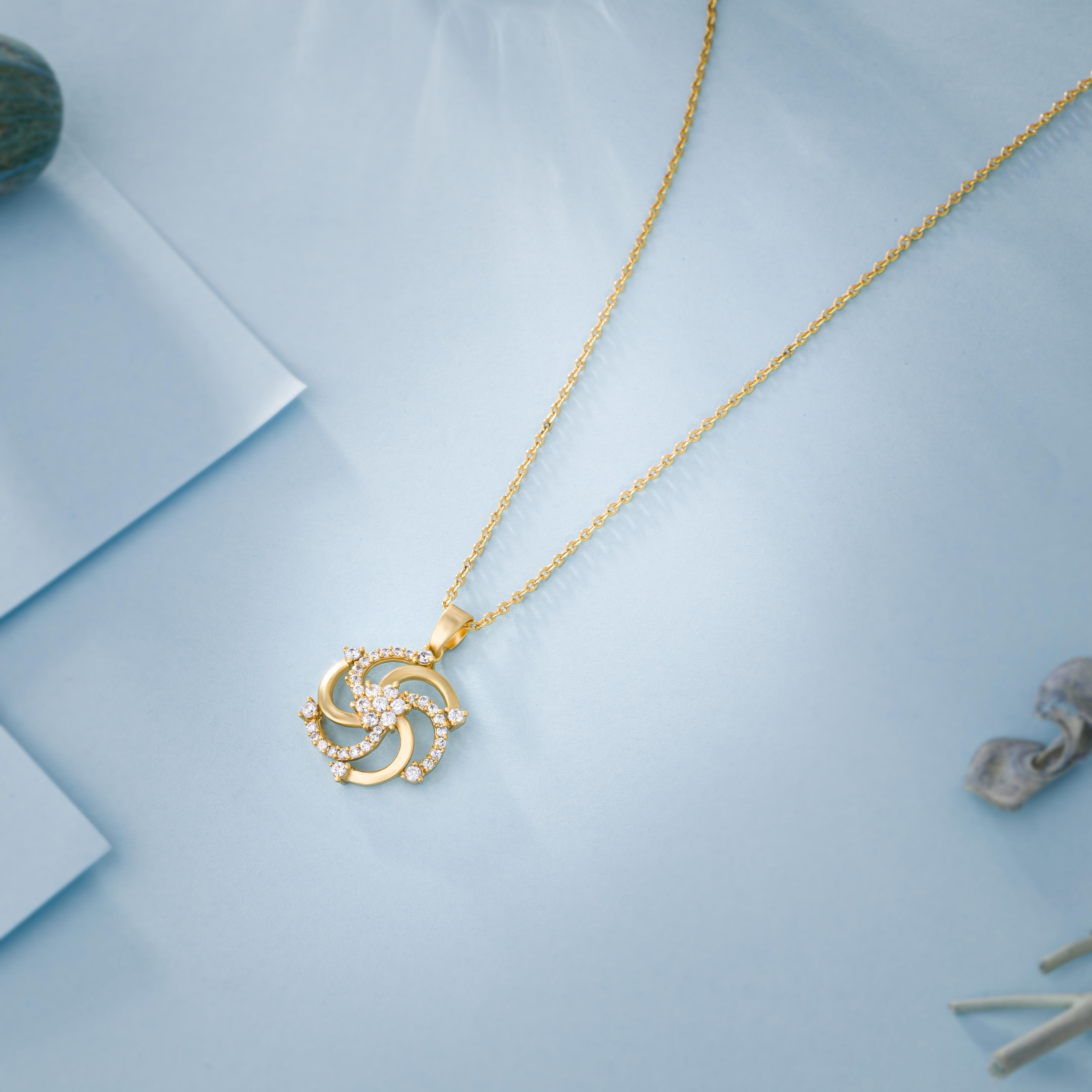 Necklace_White Stone_Golden_1