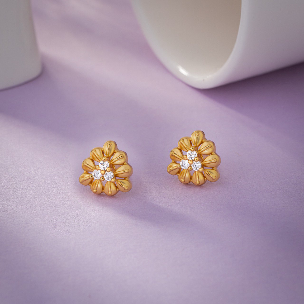 White Blossom Glow Earrings