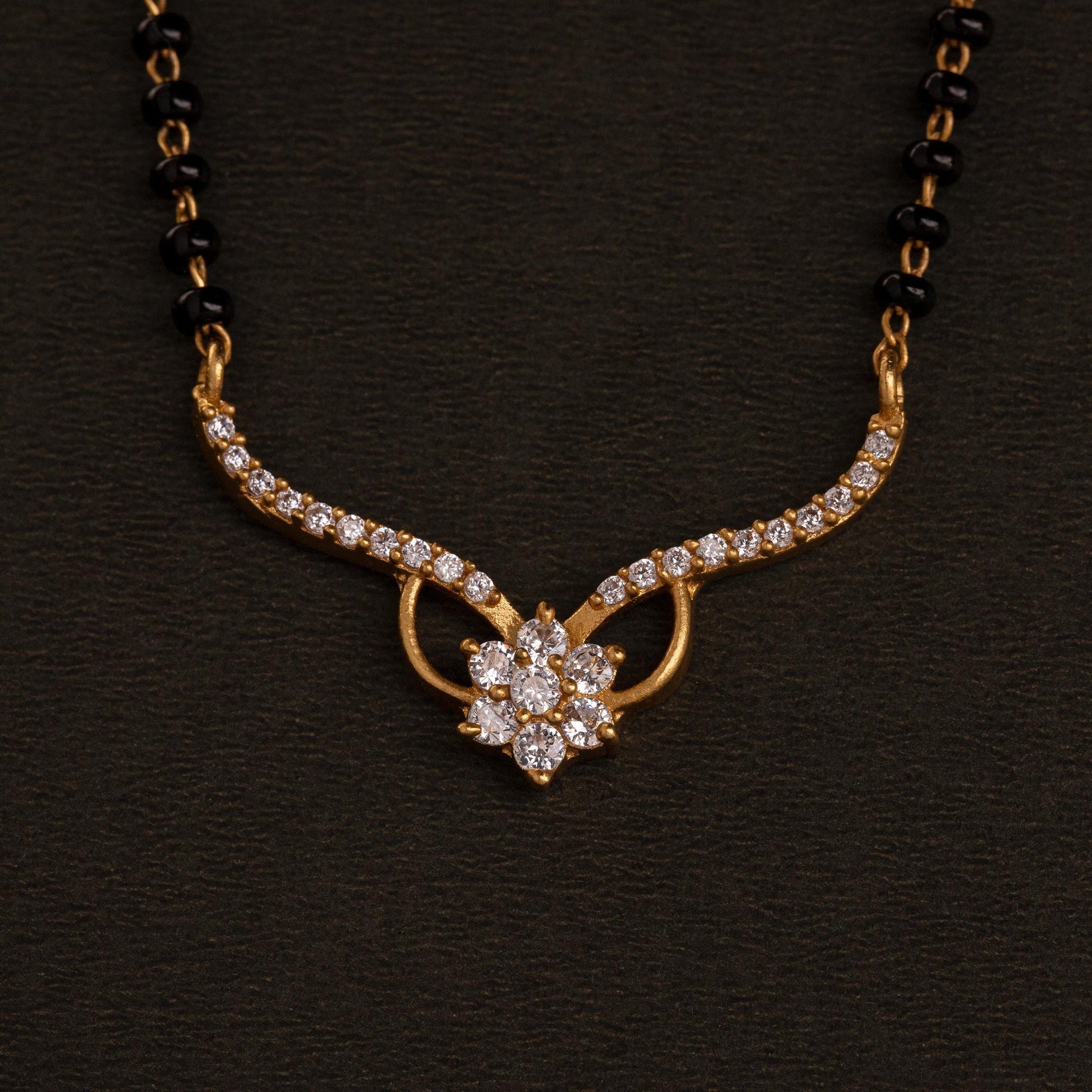 Mangalsutra_White Stone_Golden_2