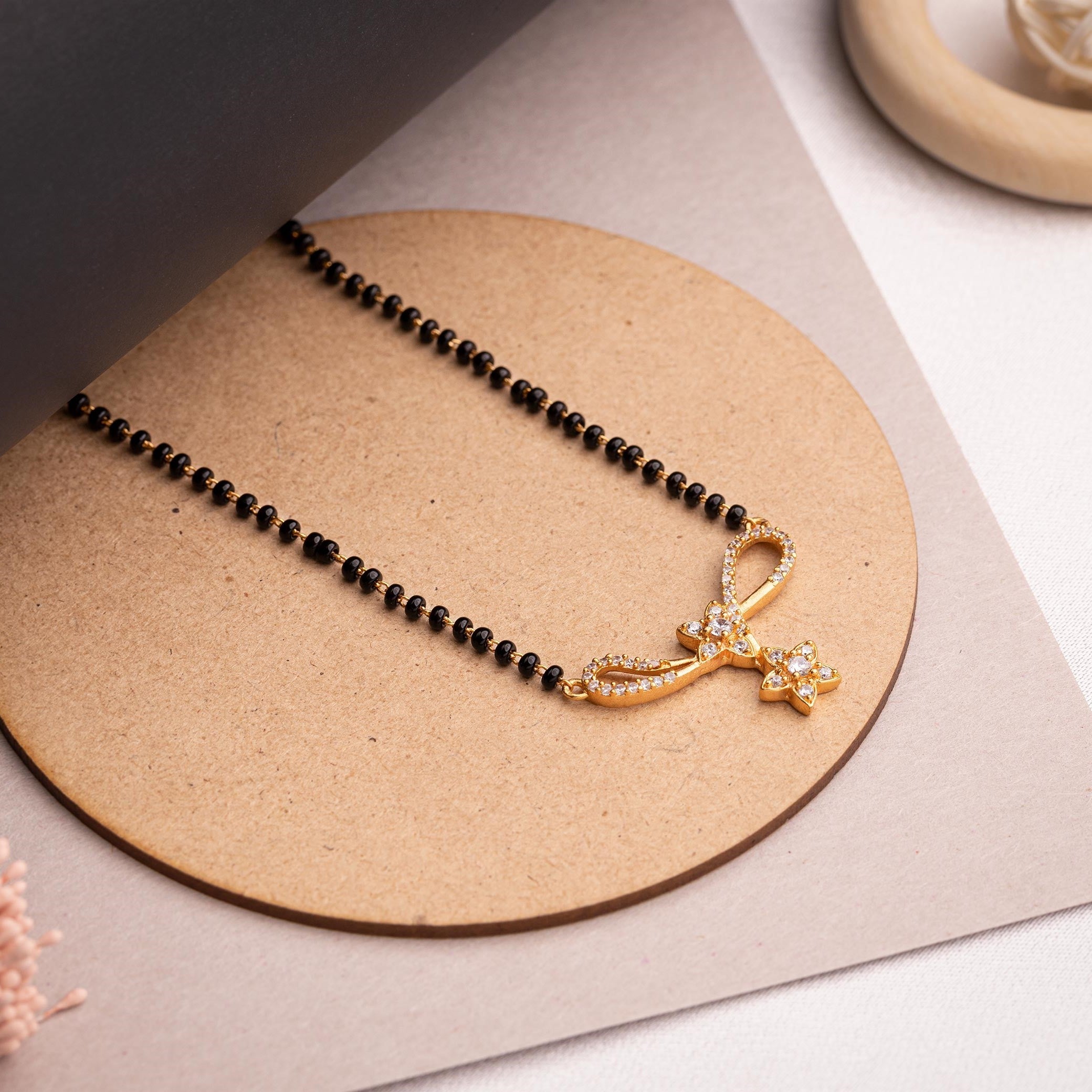 Mangalsutra_White Stone_Golden_1